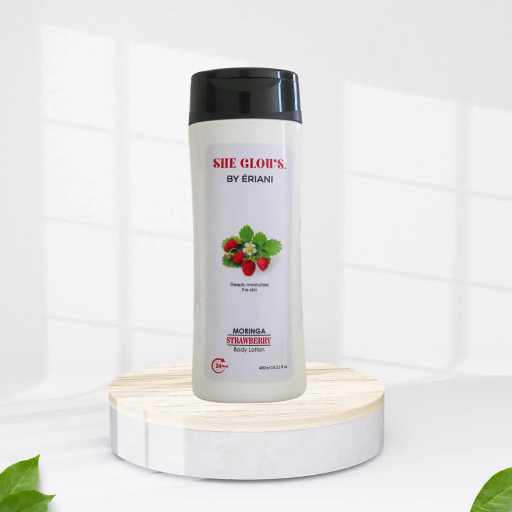 She Glows Strawberry Lotion 400ml